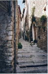 rome2001_lla sermoneta steep street