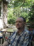 S.Costanza:  Jeff sits in the pergola